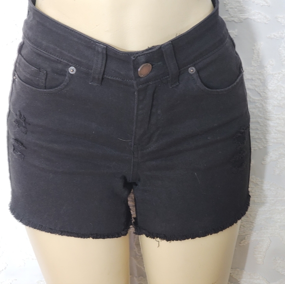 Classic Black Women's Denim Shorts - Picture 1 of 5